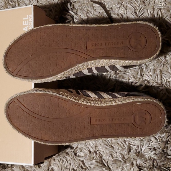 MICHAEL Michael Kors Del Rey Espadrille - Picture 3 of 4